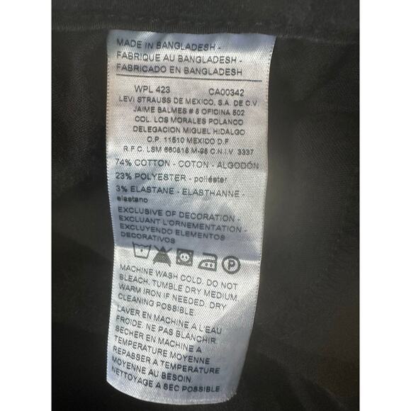Levi’s Signature Modern Black Capris Sz. 20 - Picture 6 of 7